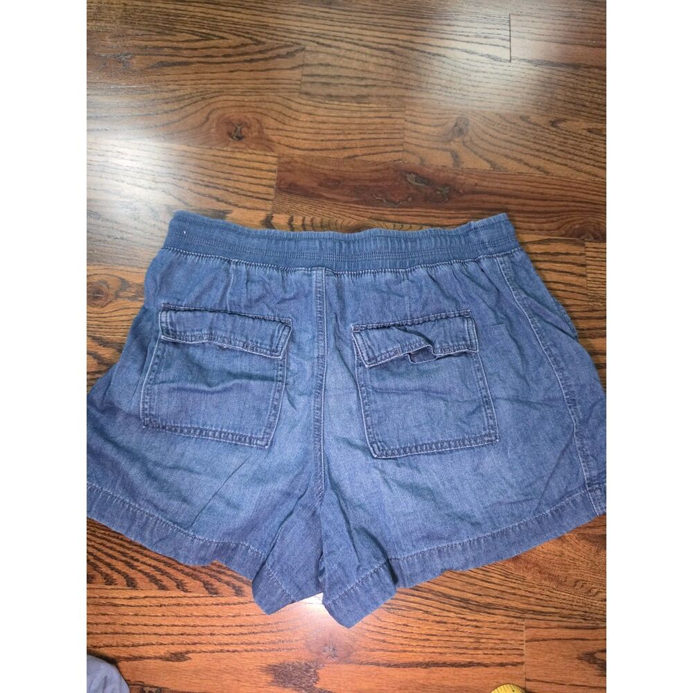 Gap drawstring jean shorts Size Medium - Picture 2 of 7